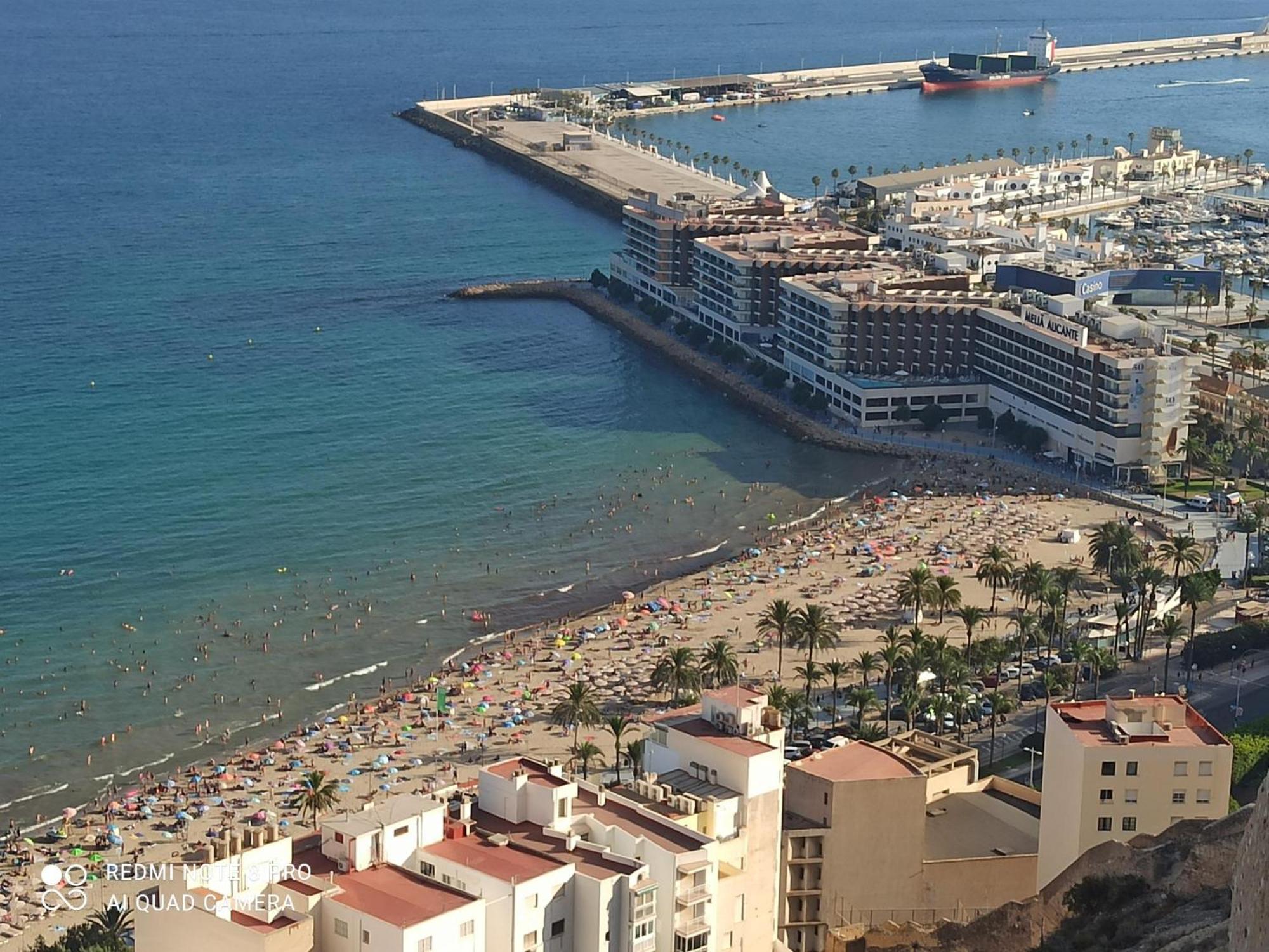 Ricardo Hostal Apartamento 3 Habitaciones Alicante Eksteriør billede